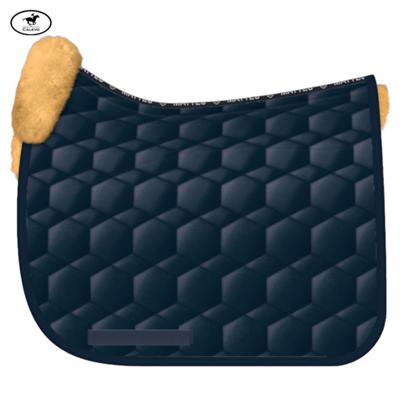 Mattes - Lammfell Schabracke Steppstoff Glanz -- CALEVO.com Shop