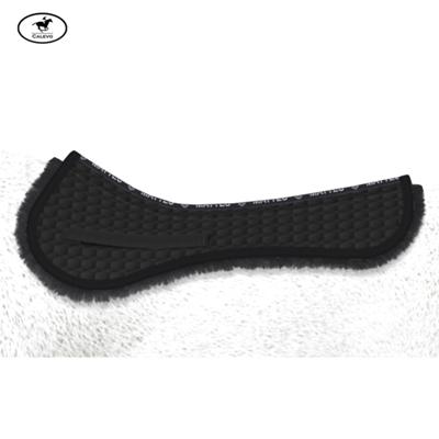 Mattes - PM Lammfell Sattelkissen ohne Fellrand -- CALEVO.com Shop