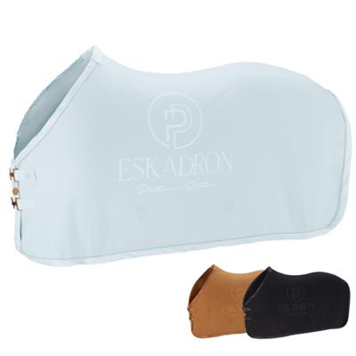 Eskadron - Abschwitzdecke FLEECE STAMP - PLATINUM 2023 CALEVO.com Shop