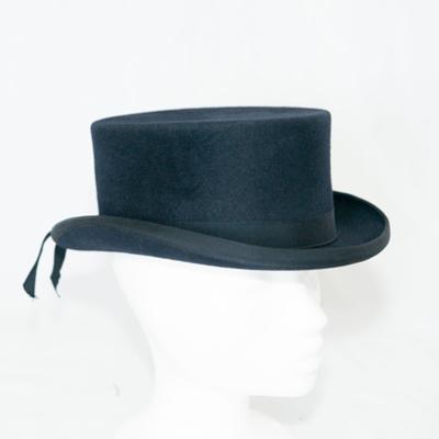 Horka - Top Hat Lady CALEVO.com Shop