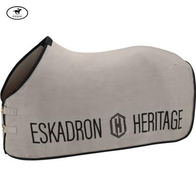Eskadron Abschwitzdecke FLEECE - HERITAGE 2026 -- CALEVO.com Shop
